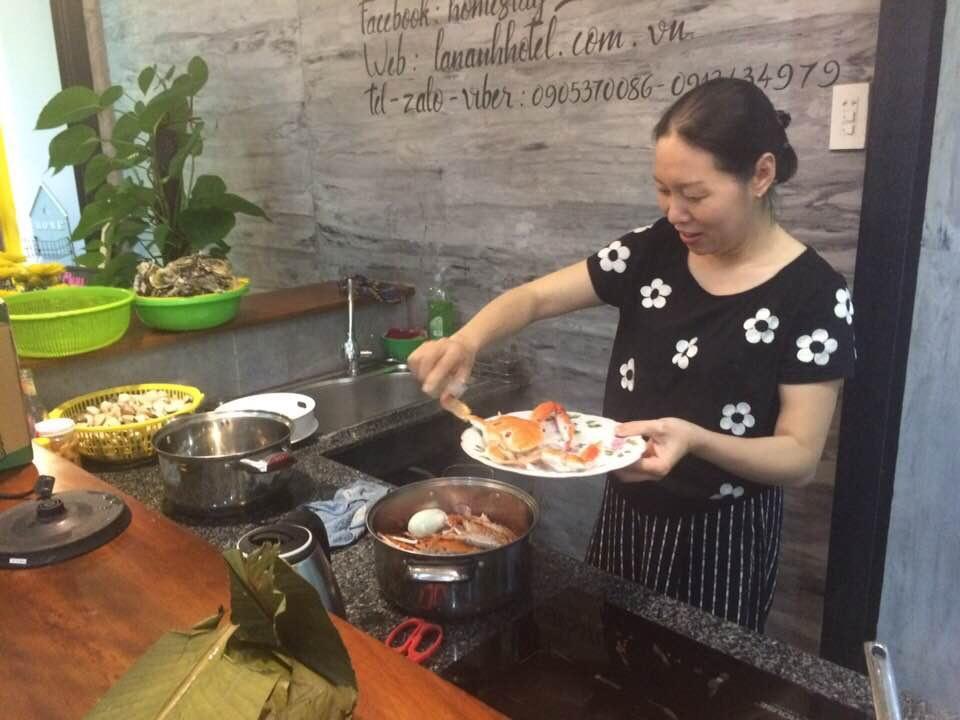 Homestay Lan Anh 3 クイニョン エクステリア 写真